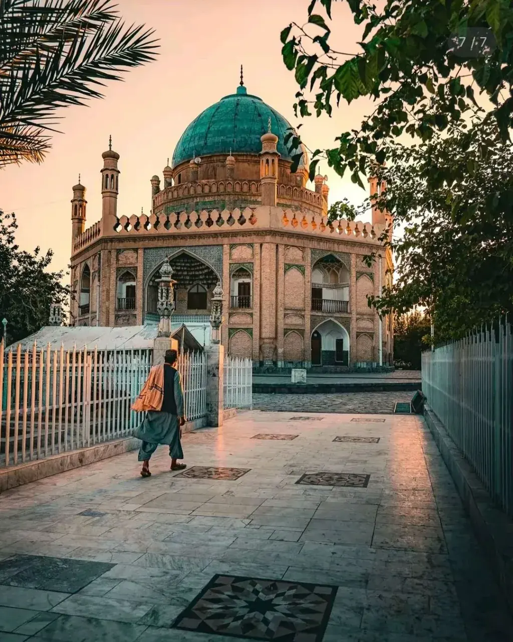 Kandahar historic sites